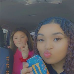 Meet your Posher, Haley